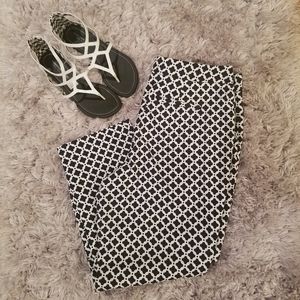 Dana Buchman Ankle Length Pants, Size 16